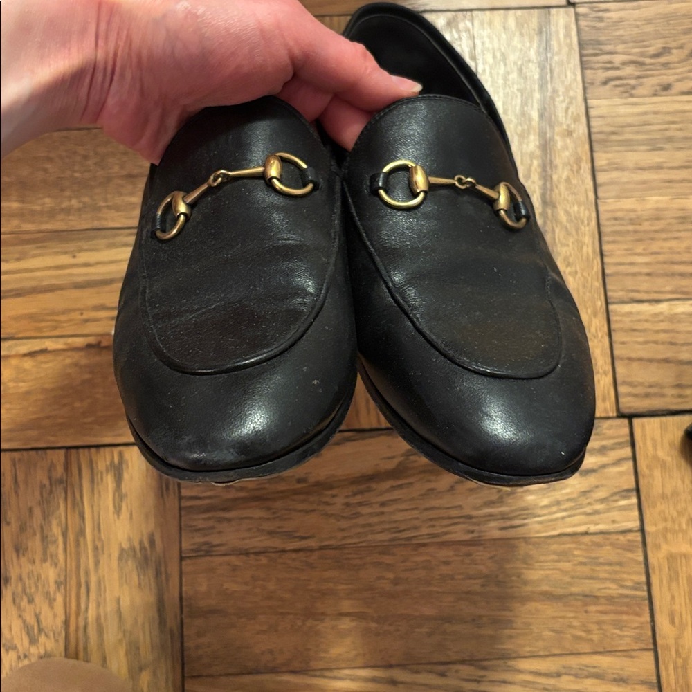 Gucci Brixton Black Leather Loafers with Gold Hardware - Picture 3 of 5